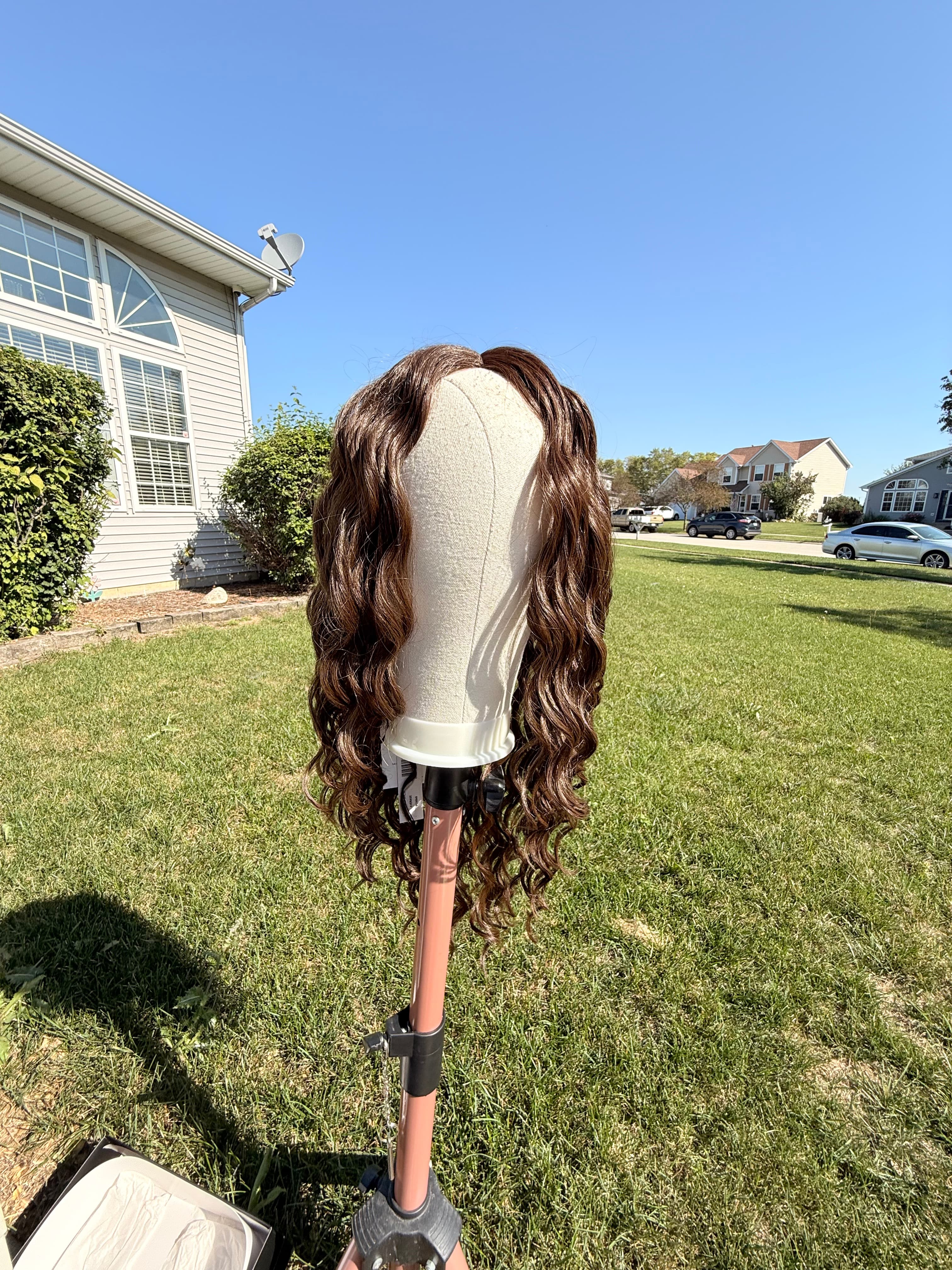 Hairdo Curley Girlie R10 chestnut light brown